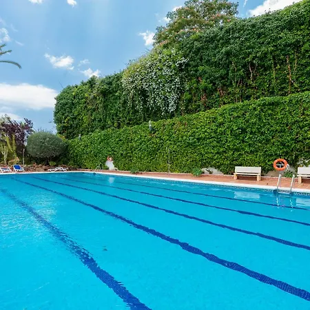 3 Bdrm Spacious Penthouse W/ 2 Pools & Bbq ماربيا