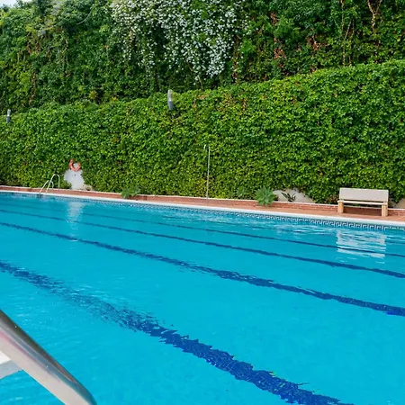 3 Bdrm Spacious Penthouse W/ 2 Pools & Bbq ماربيا