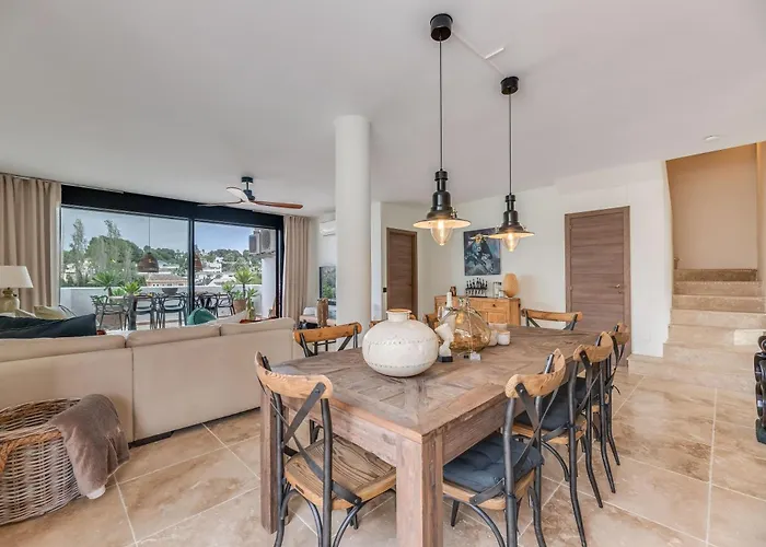 Apartament 3 Bdrm Spacious Penthouse W/ 2 Pools & Bbq *