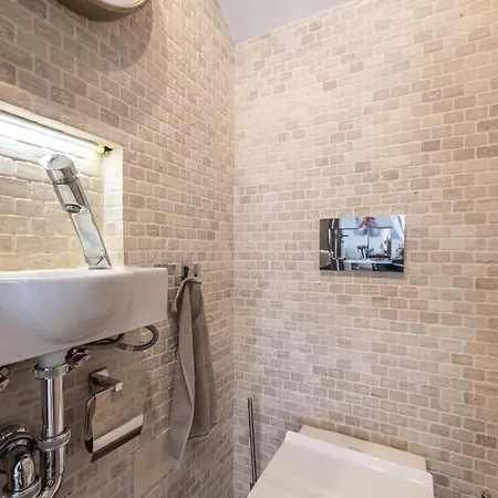 3 Bdrm Spacious Penthouse W/ 2 Pools & Bbq 马尔韦利亚